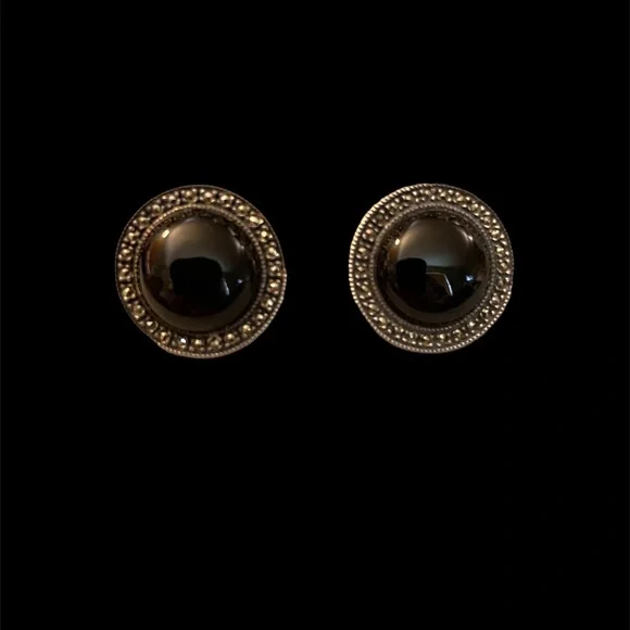 Judith Jack Vintage Marcasite Sterling Silver and Onyx Clip On Earrings - Picture 1 of 3